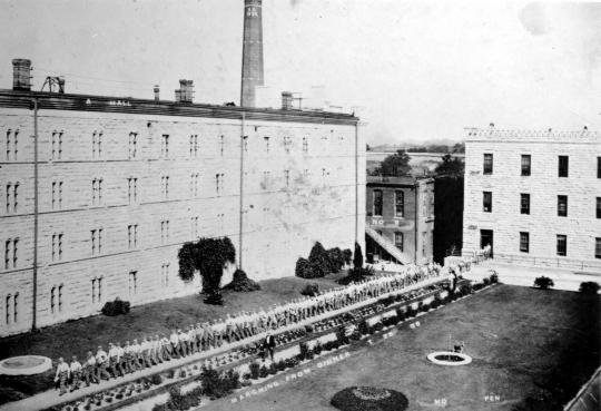 4379-msp-inmates-marching-from-dinner-1908_473